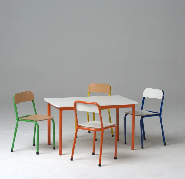 TABLE ENFANT