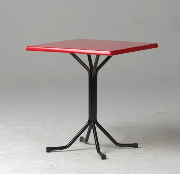 TABLE BISTRO