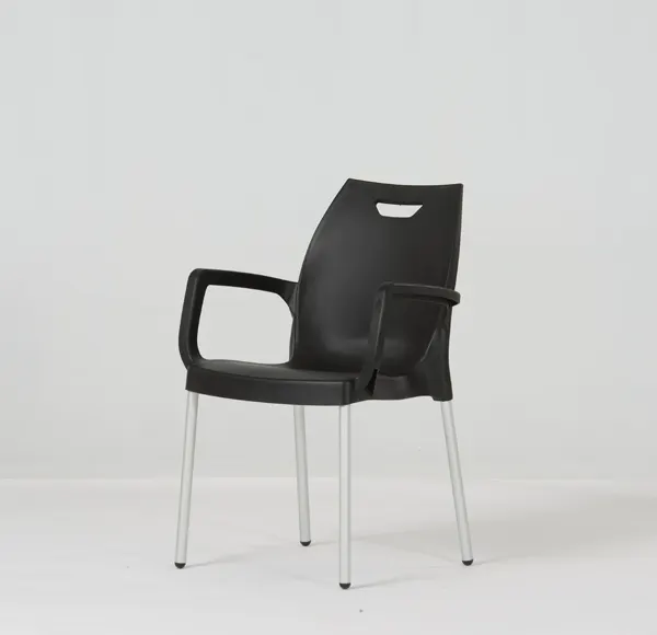 CHAISE AICHA